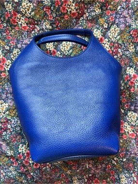 NWT Lindquist Object Ama in Ultramarine